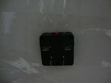 Açık Kapalı 4 Pinli Elektrik Güç Anahtarı, 24A / 12A Mikro Su Geçirmez Rocker Anahtarı