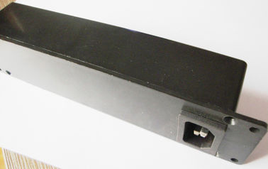 Metal Siyah PDU Güç Dağıtım Ünitesi 4 Yollu Çoklu Fiş Soket Kapalı Kapama Anahtarı ile