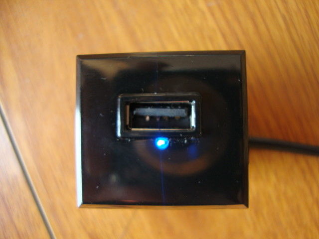 Akıllı Telefonlar / El Cihazları İçin Evrensel Tek Portlu Mini Usb Şarj İstasyonu