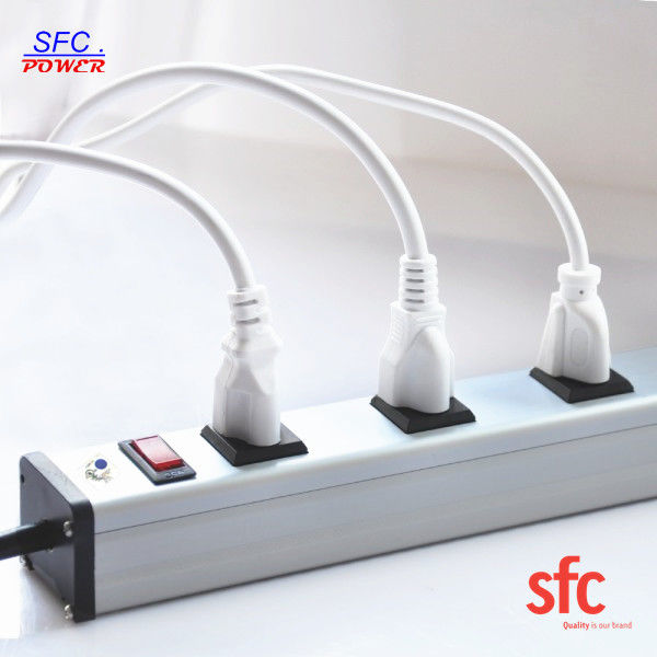 Uzun Uzatma Kablosu ile Topraklı 9 Outlet Metal Düşük Profil Fiş Güç Şeridi