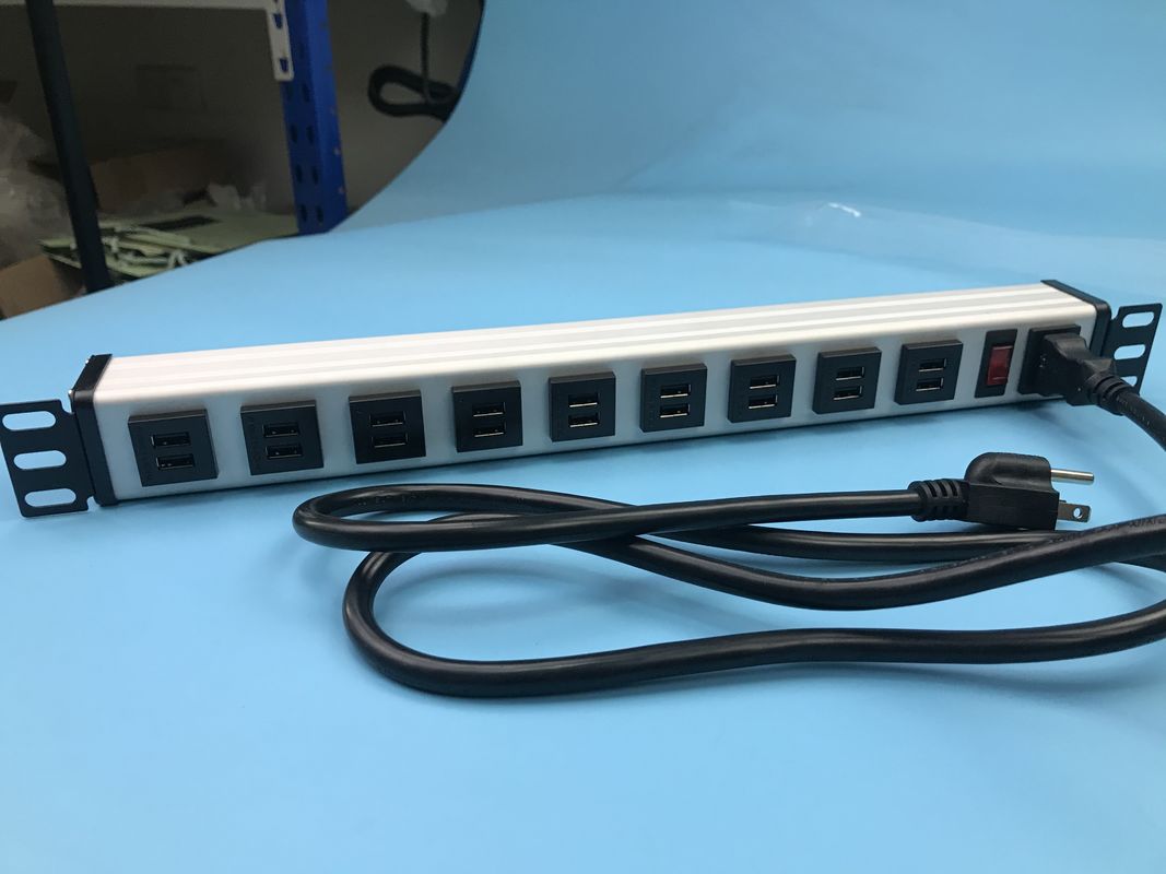 IPads / IPhone / Akıllı Telefon 5VDC 2.1A için Akıllı 18 Çift Bağlantı Noktalı Usb Güç Şeridi