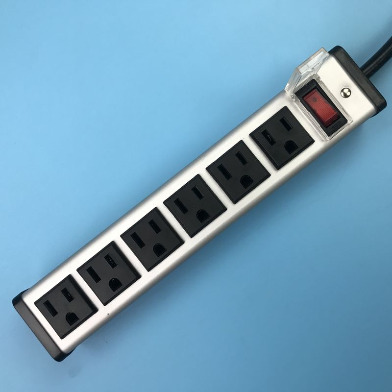 Atölye / Ofis İçin Suya Dayanıklı Anahtarlı Metal Çok Çıkışlı Güç Şeridi